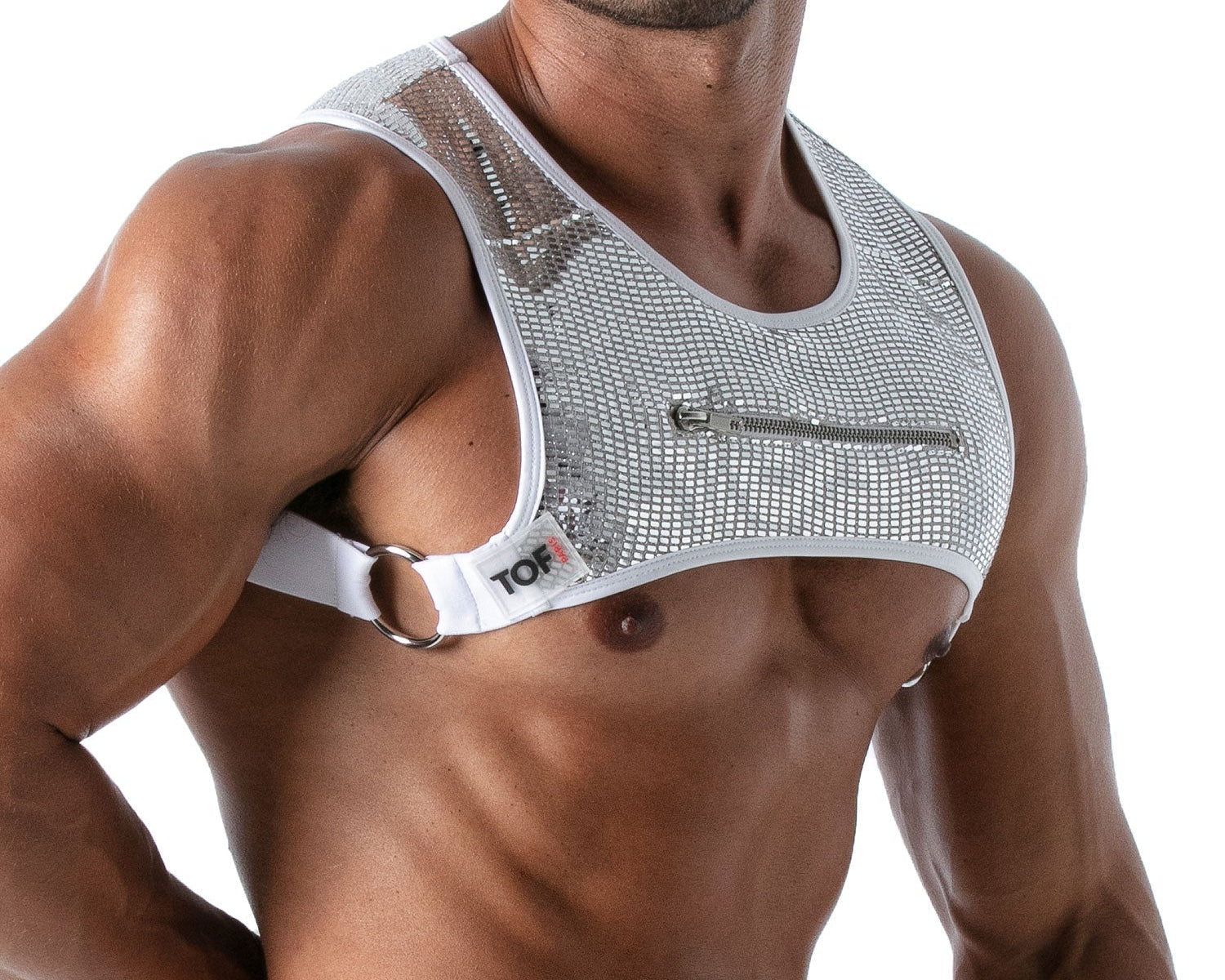 When Pockets Party... Why They Matter for Men on the Dance Floor